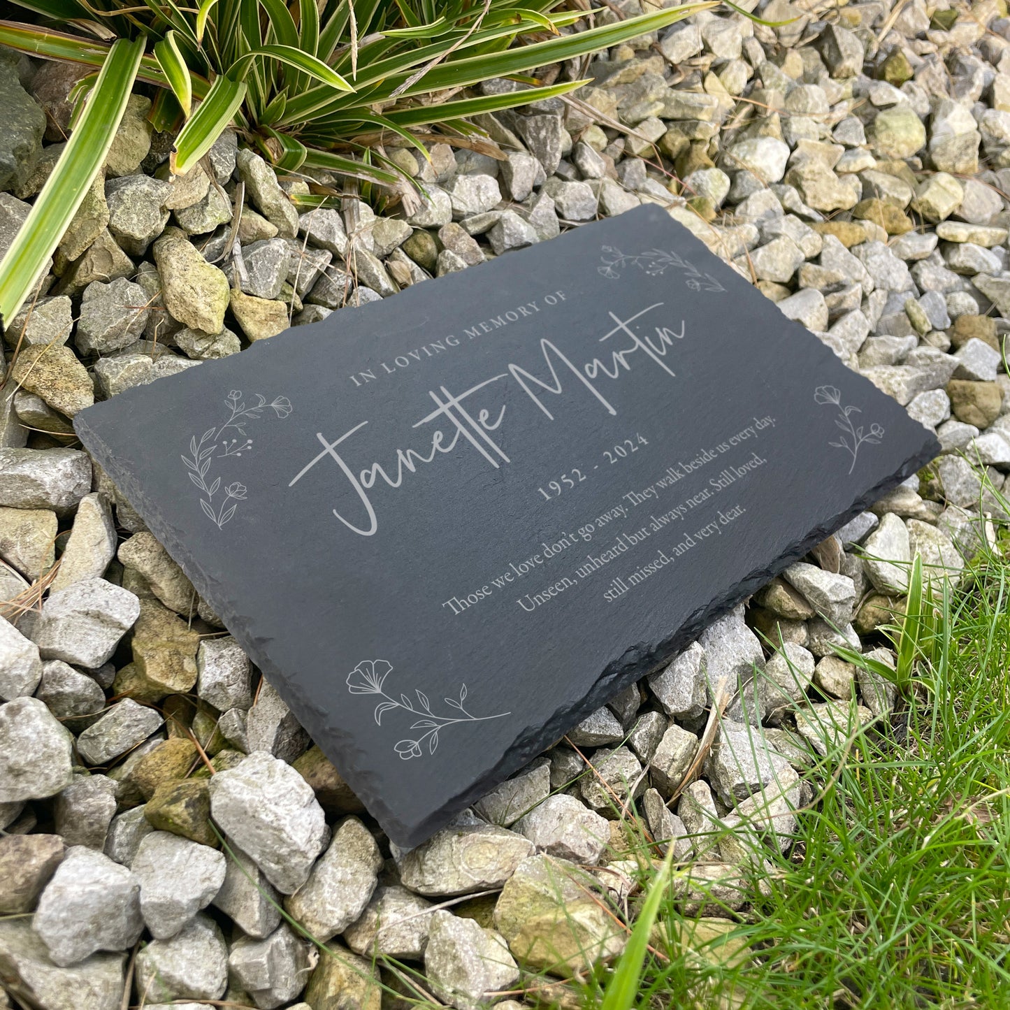 Personalised Wreath Memorial Slate Grave Marker 30 x 20cm