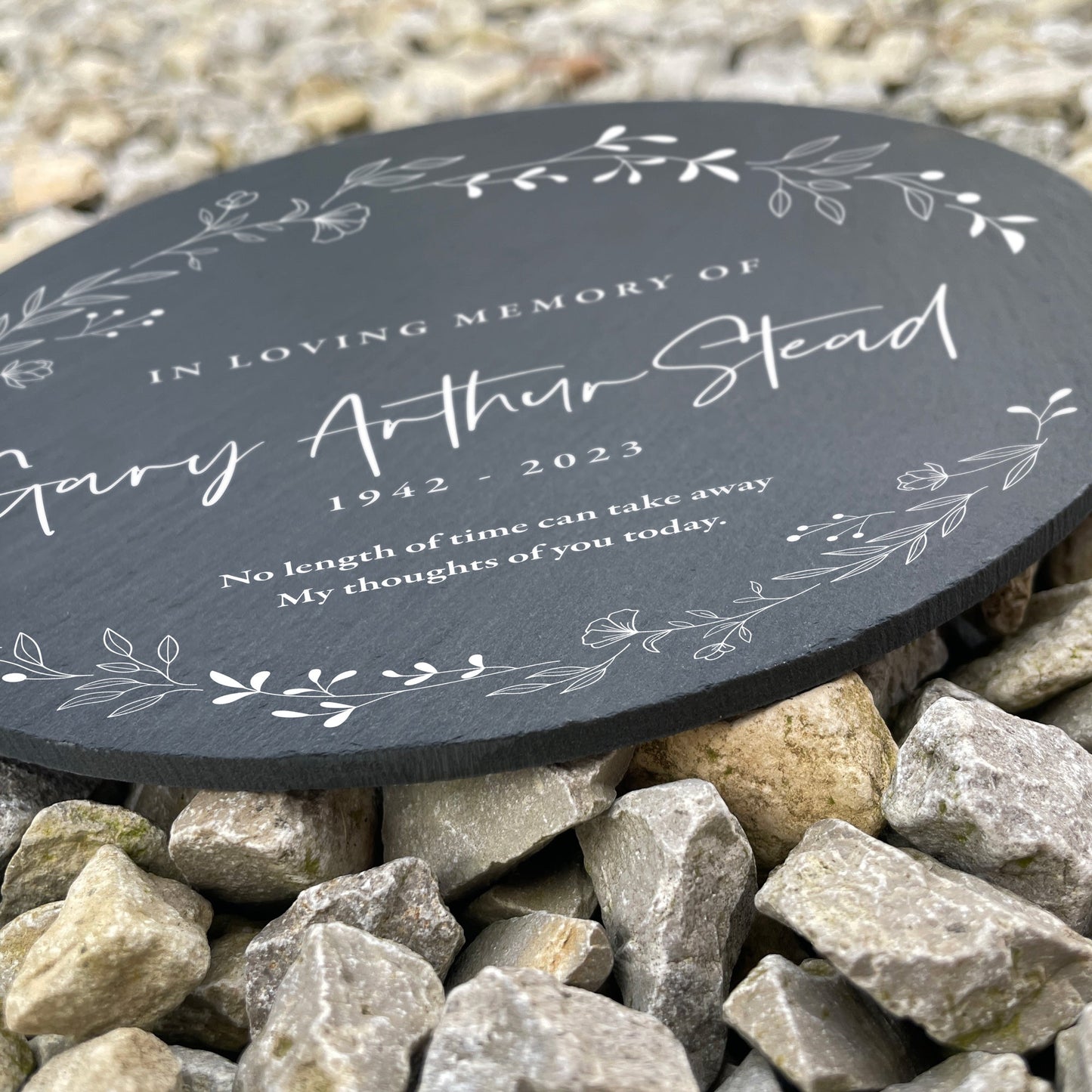 Personalised Wreath Memorial Slate Circular Grave Marker