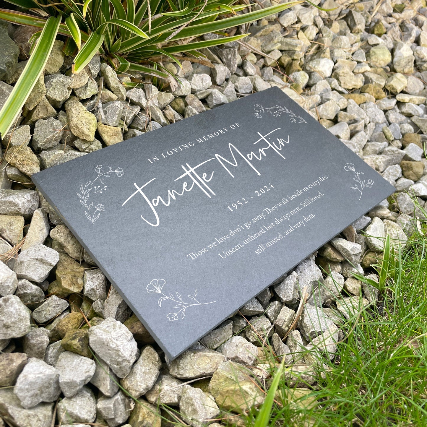 Personalised Wreath Memorial Slate Grave Marker 25 x 15cm