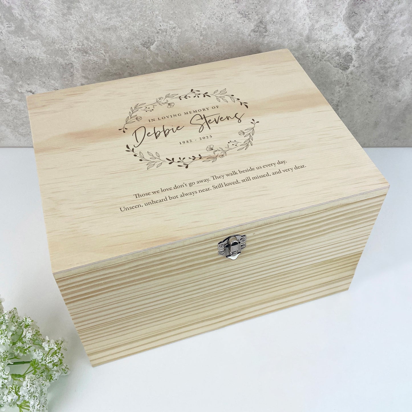 Personalised Wooden Wreath Keepsake Memory Box - 5 Sizes